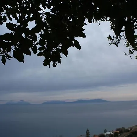 Per 2 Persone Con Vista Sulle Eolie Casa Spisidda 