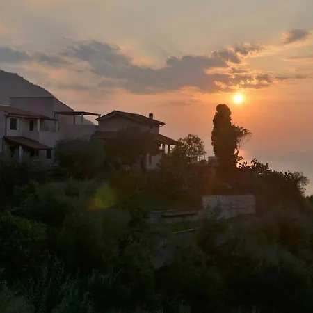 Apartment Per 2 Persone Con Vista Sulle Eolie Casa Spisidda 