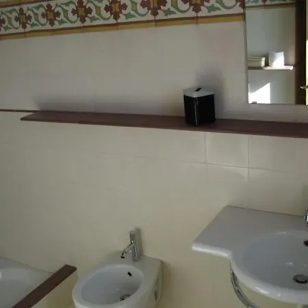 Per 2 Persone Con Vista Sulle Eolie Casa Spisidda 