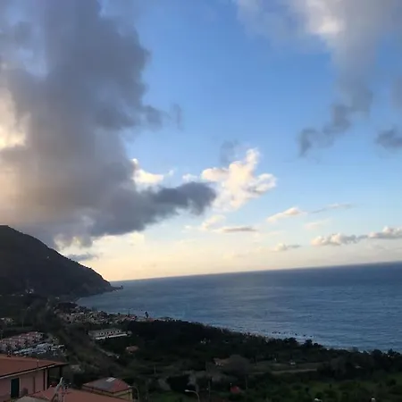 Per 2 Persone Con Vista Sulle Eolie Casa Spisidda 