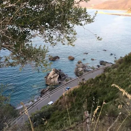 Per 2 Persone Con Vista Sulle Eolie Casa Spisidda 
