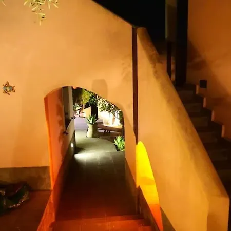 Apartment Per 2 Persone Con Vista Sulle Eolie Casa Spisidda 