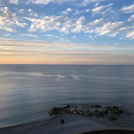 Per 2 Persone Con Vista Sulle Eolie Casa Spisidda 