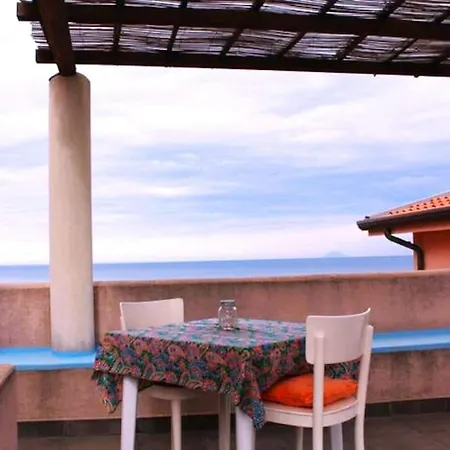 Per 2 Persone Con Vista Sulle Eolie Casa Spisidda 