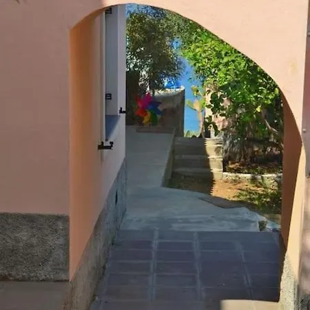 Per 2 Persone Con Vista Sulle Eolie Casa Spisidda 